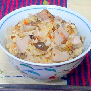 圧力鍋de簡単れんこん炊き込みご飯♪